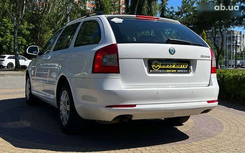 Skoda Octavia 2012 - фото 5