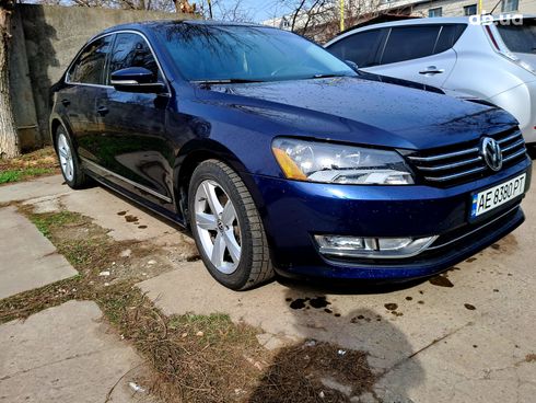 Volkswagen Passat 2014 синий - фото 13