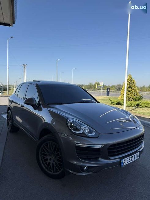 Porsche Cayenne 2015 - фото 2