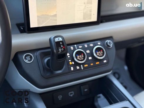 Land Rover Defender 2020 - фото 30