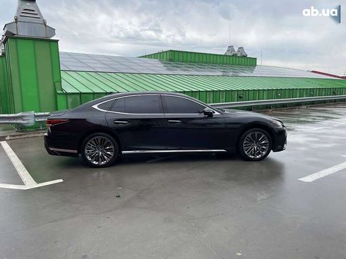 Lexus LS 2018 - фото 4