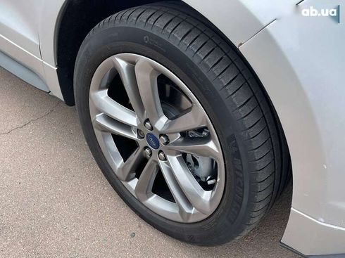 Ford Edge 2016 - фото 12