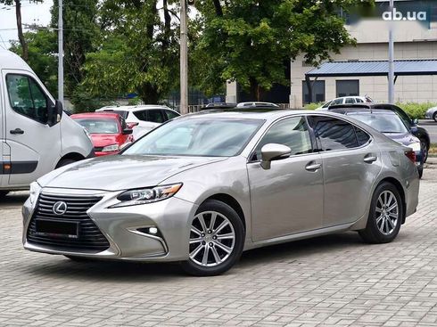 Lexus ES 2018 - фото 2