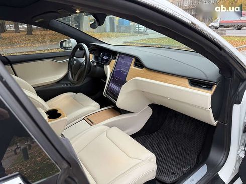 Tesla Model S 2019 - фото 27