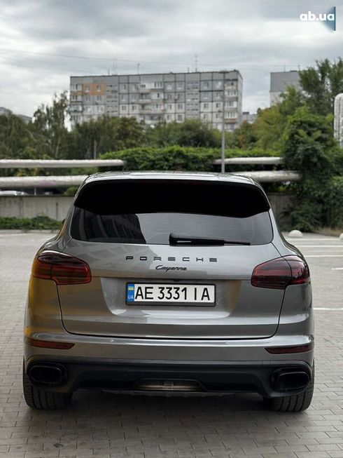 Porsche Cayenne 2015 - фото 4