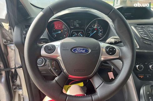 Ford Escape 2016 - фото 12