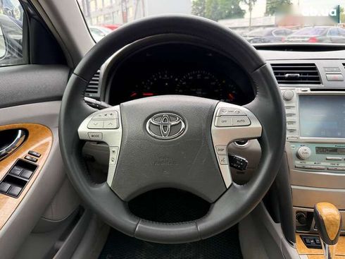 Toyota Camry 2007 - фото 17