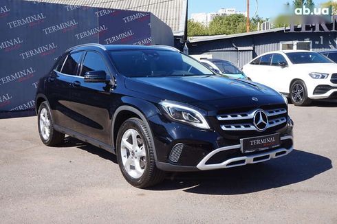 Mercedes-Benz GLA-Класс 2017 - фото 3