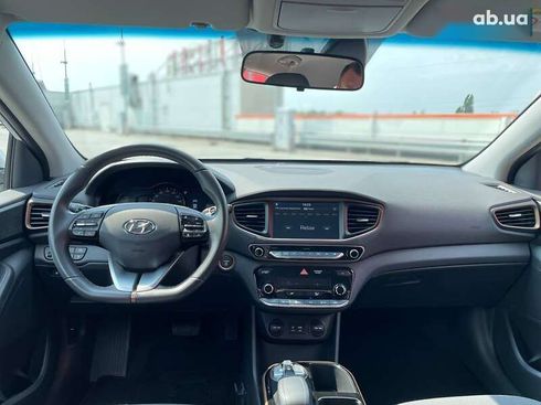 Hyundai Ioniq 2018 - фото 14
