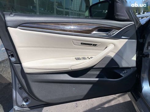 BMW 5 серия 2018 - фото 16
