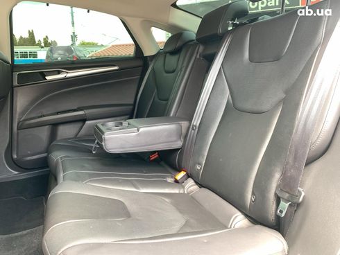 Ford Mondeo 2019 белый - фото 28