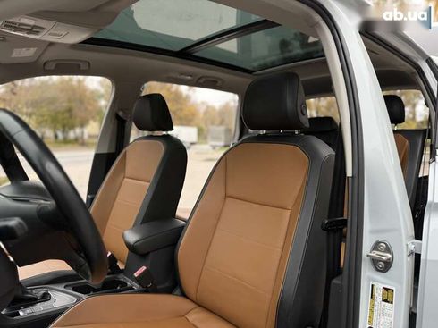 Volkswagen Tiguan 2018 - фото 18