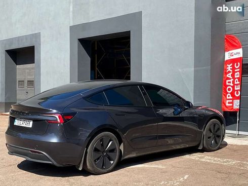 Tesla Model 3 2024 - фото 10