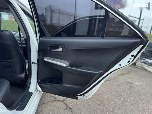 Toyota Camry 2014 - фото 25