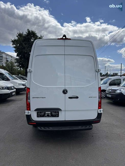 Mercedes-Benz Sprinter 2020 - фото 7