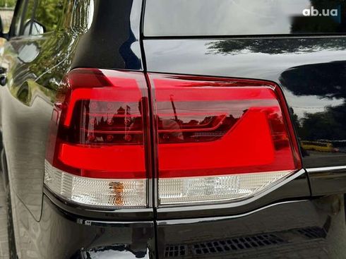 Toyota Land Cruiser 2020 - фото 18