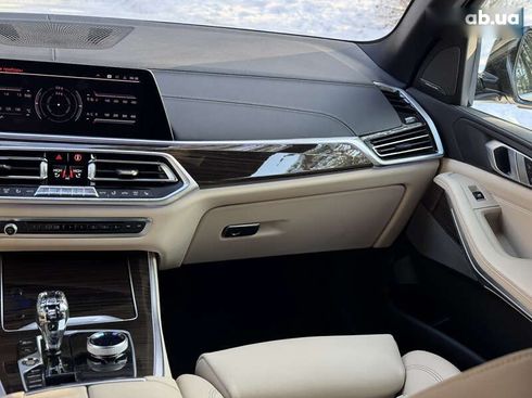 BMW X5 2020 - фото 29