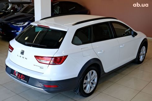 SEAT Leon 2017 белый - фото 5