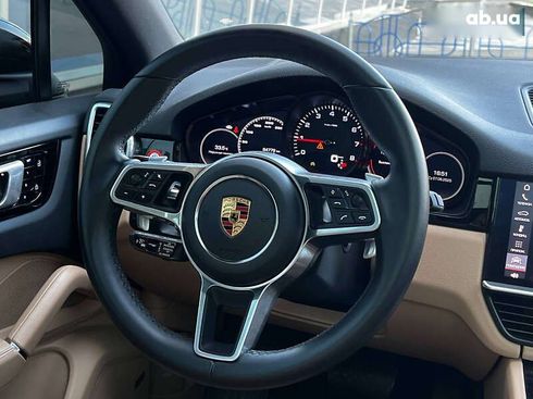 Porsche Cayenne 2020 - фото 28