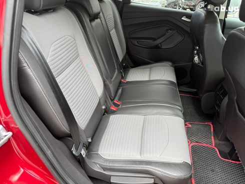 Ford Escape 2017 красный - фото 13
