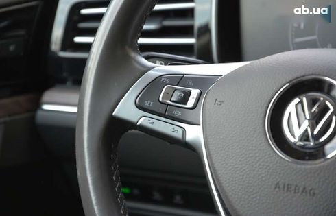 Volkswagen Touareg 2019 - фото 27