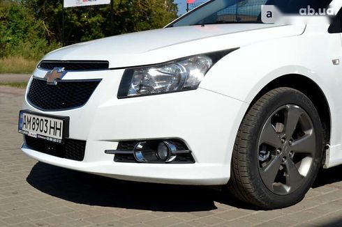 Chevrolet Cruze 2011 - фото 8