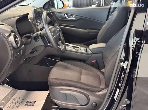 Hyundai Kona Electric 2021 - фото 20