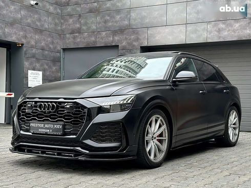 Audi RS Q8 2020 - фото 10
