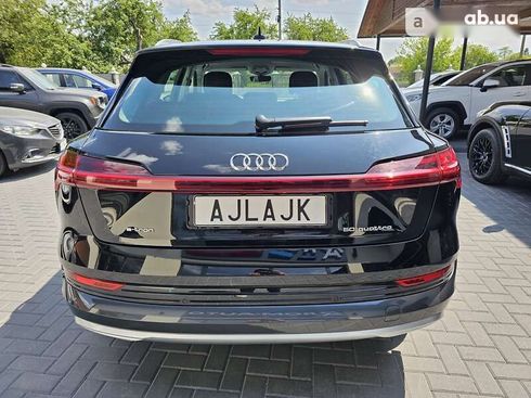 Audi E-Tron 2020 - фото 7