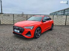 Продаж вживаних Audi E-Tron в Києві - купити на Автобазарі