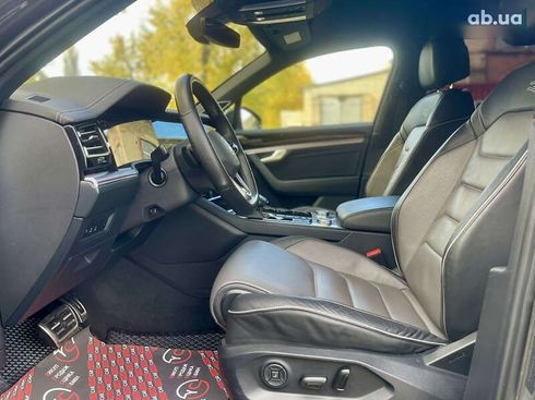 Volkswagen Touareg 2022 - фото 28