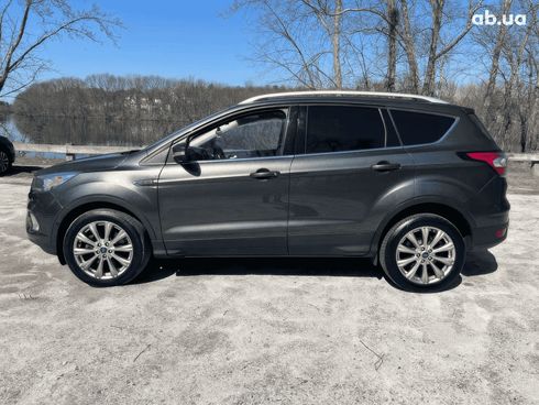 Ford Escape 2018 серый - фото 3