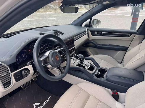 Porsche Cayenne 2022 - фото 21