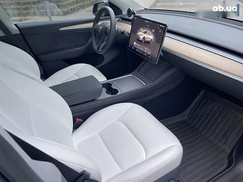Tesla Model Y 2024 - фото 24