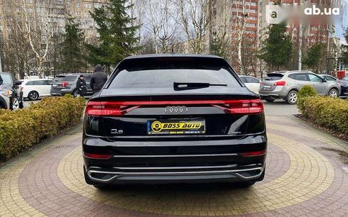 Audi Q8 2019 - фото 6