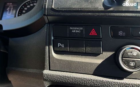 Volkswagen Caravelle 2016 - фото 21