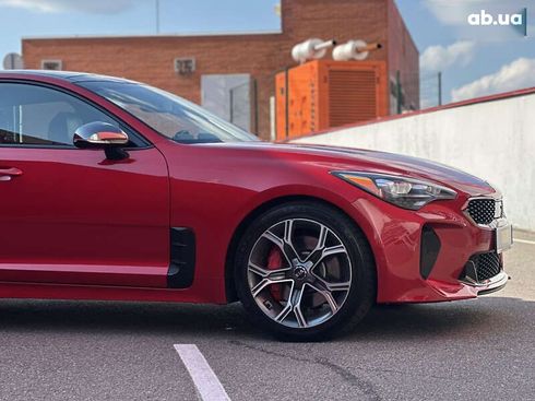 Kia Stinger 2017 - фото 11