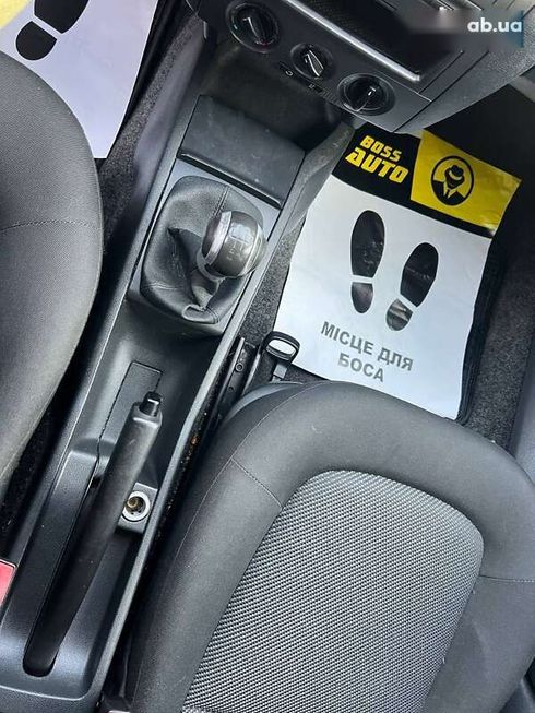 Skoda Fabia 2006 - фото 16
