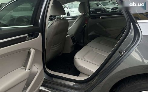 Volkswagen Passat 2016 - фото 17
