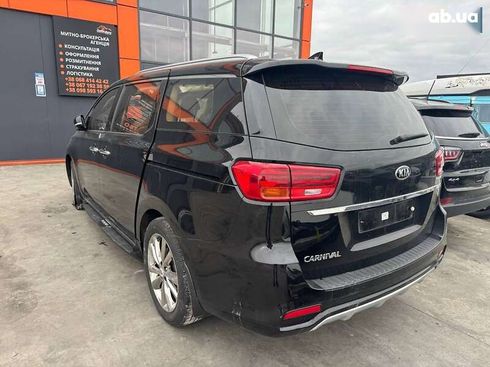Kia Carnival 2019 - фото 3