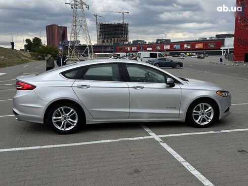 Ford Fusion 2017 - фото 7