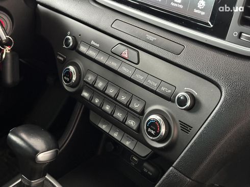 Kia Sportage 2019 серый - фото 23