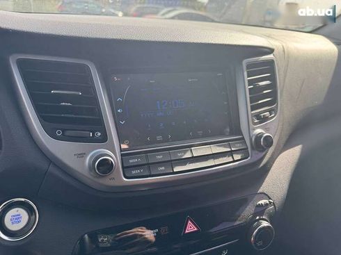 Hyundai Tucson 2017 - фото 16