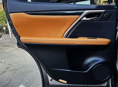 Lexus RX 2021 - фото 29