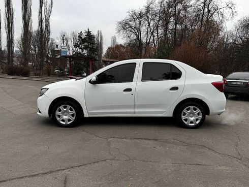 Renault Logan 2015 белый - фото 12