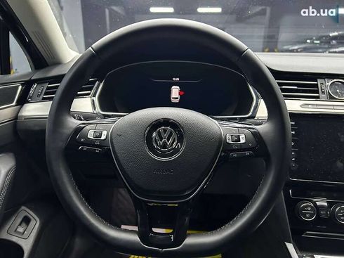 Volkswagen Passat 2018 - фото 14