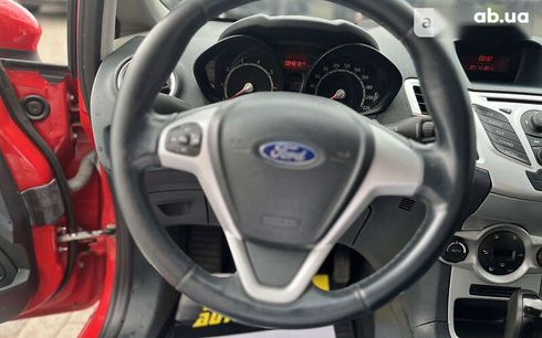 Ford Fiesta 2011 - фото 11
