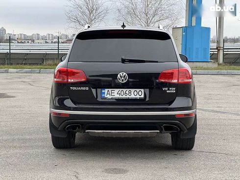 Volkswagen Touareg 2016 - фото 30