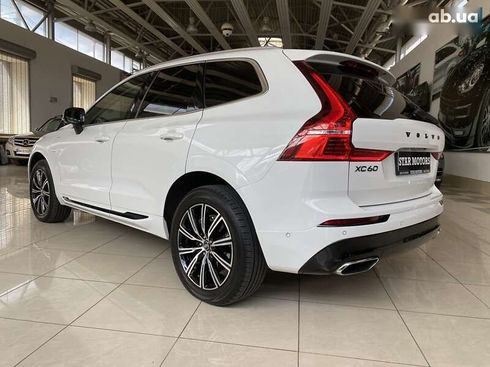Volvo XC60 2020 - фото 13