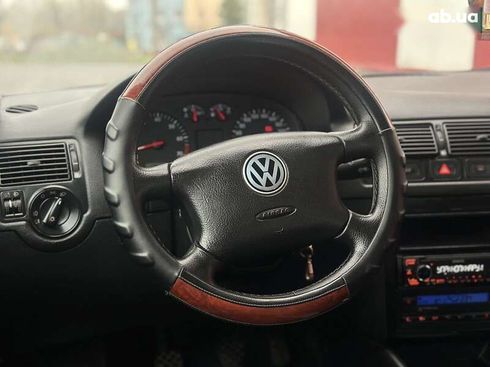 Volkswagen Golf 2000 - фото 16